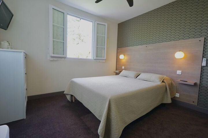 Room 45 of 94