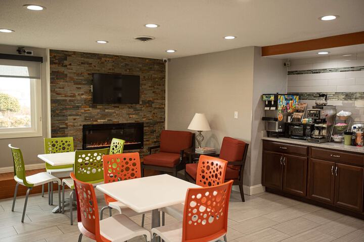 Breakfast area
