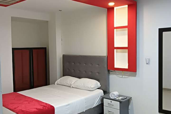 Room 7 of 40