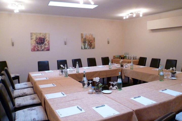 Meeting 33 of 41