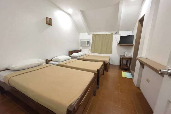 Room 46 of 72