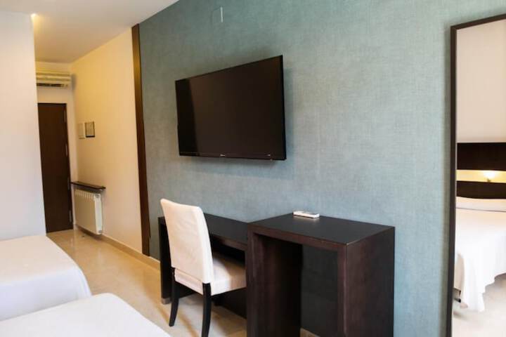 Room 14 of 68