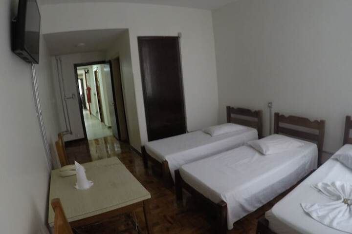 Room 22 of 48