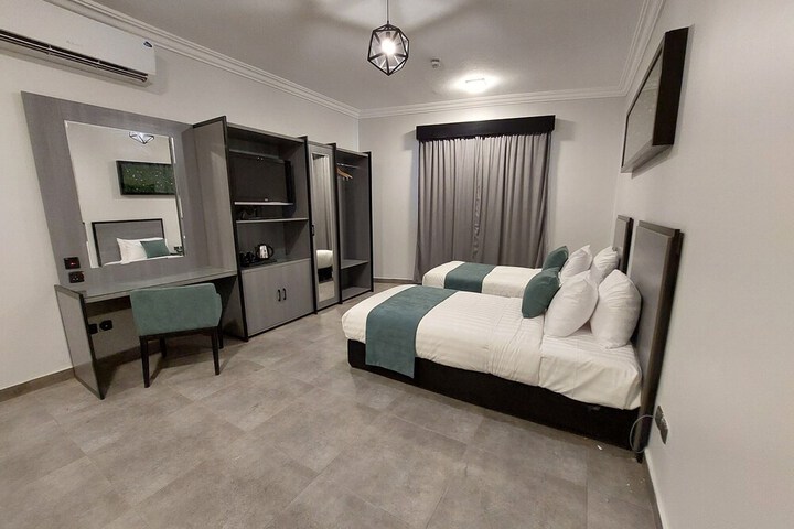 Room 22 of 60