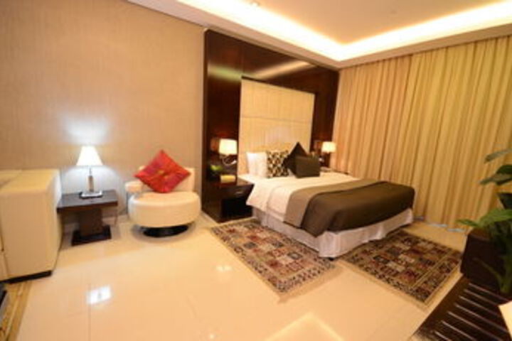 Room 41 of 59