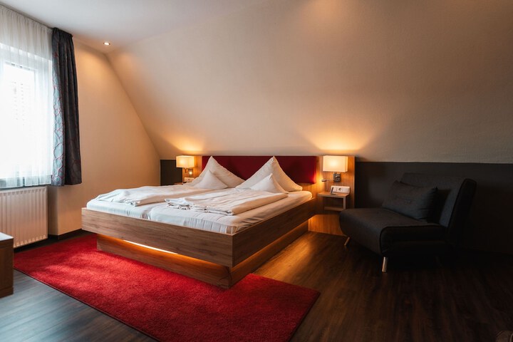 Room 14 of 72