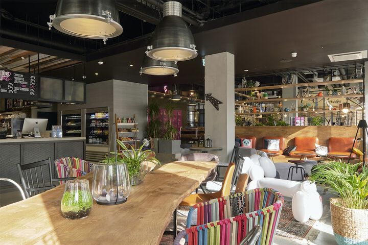 Cafe