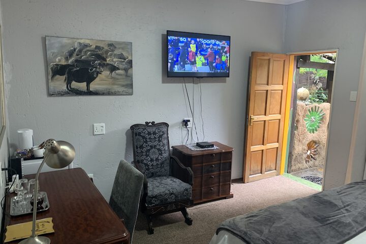 Room 4 of 46