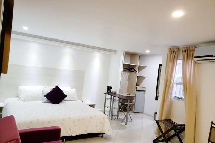 Room 18 of 29
