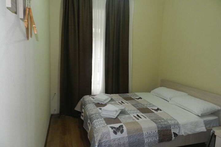 Room 7 of 57
