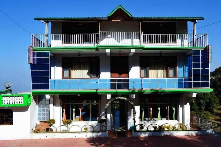 Sahaj Hotel