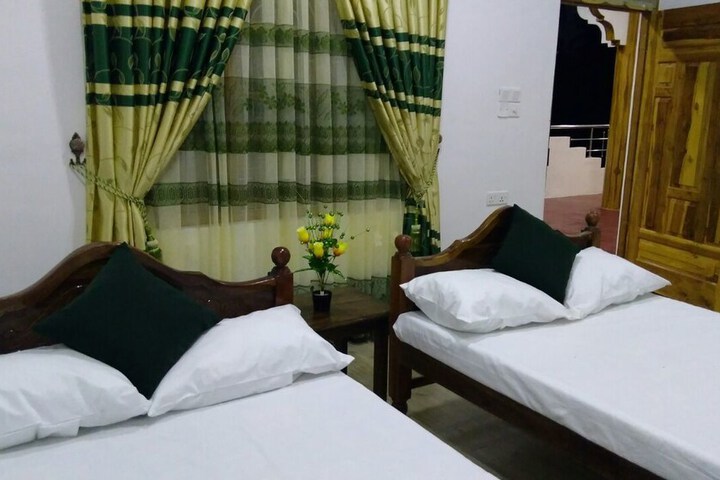 Room 5 of 24