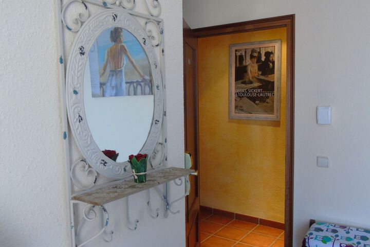 Room 7 of 50