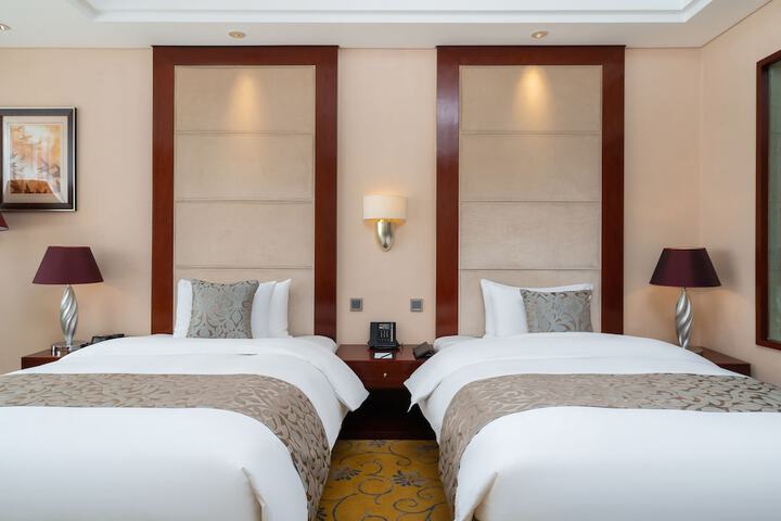 Room 21 of 66