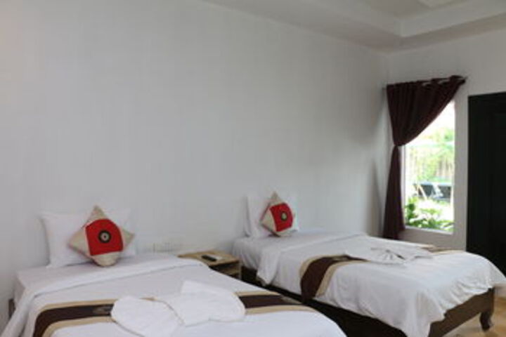 Room 35 of 75
