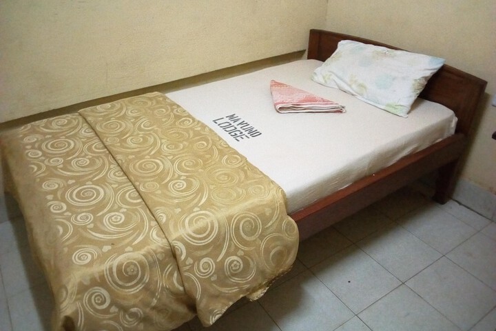 Room 6 of 23