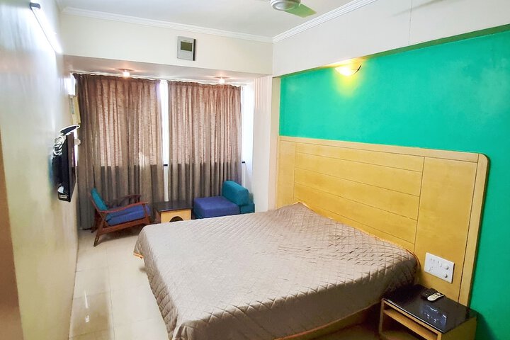 Room 15 of 40