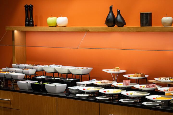 Dining 144 of 222