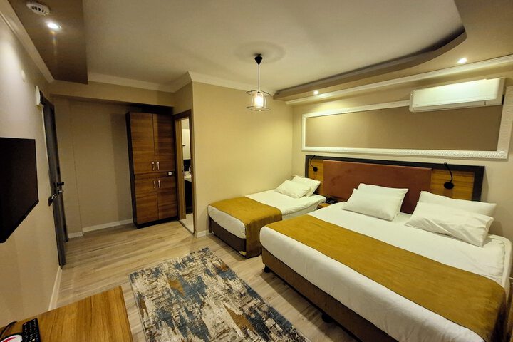 Room 28 of 58