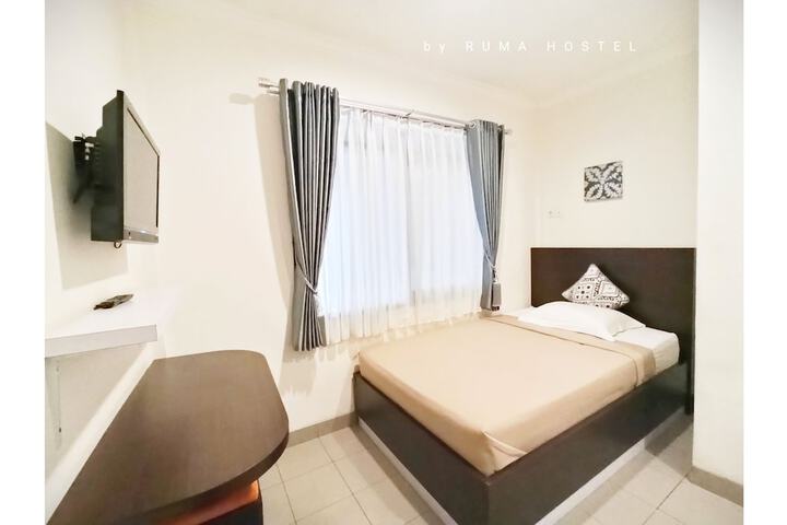 Room 26 of 49