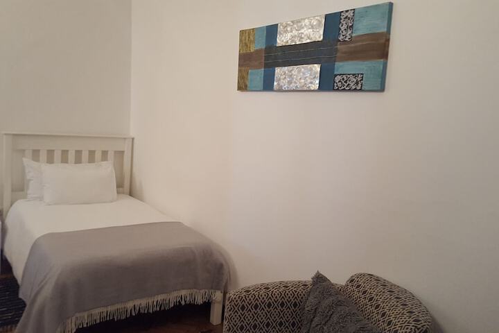 Room 5 of 43