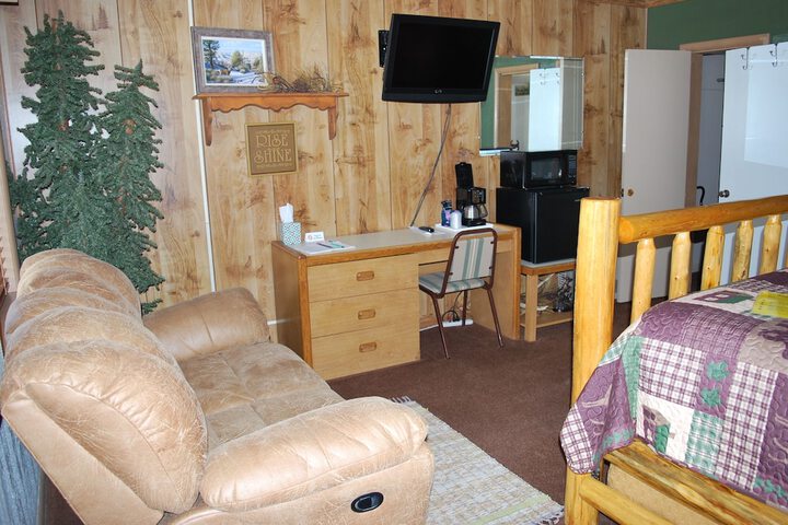 Room 16 of 128