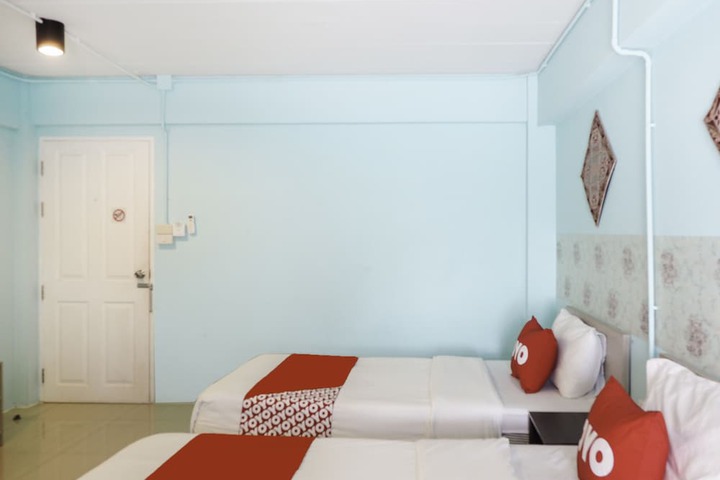 Room 21 of 40