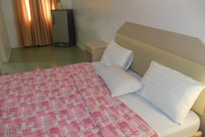 Room 53 of 89