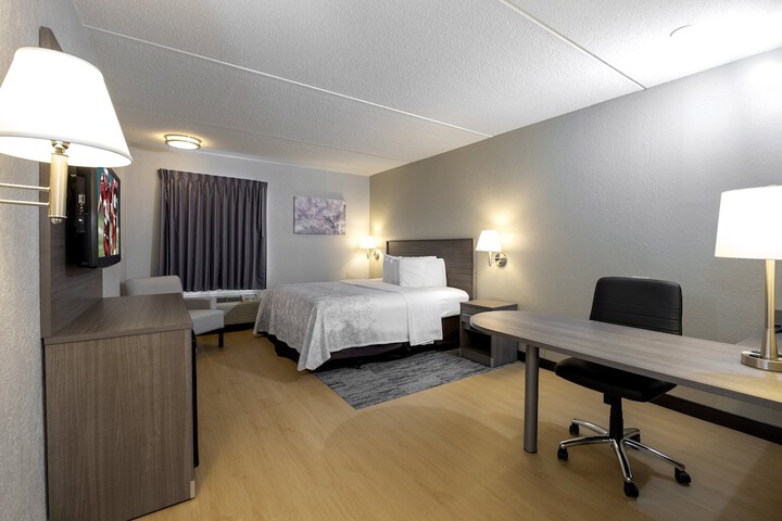 Superior King Bed (2 of 29)