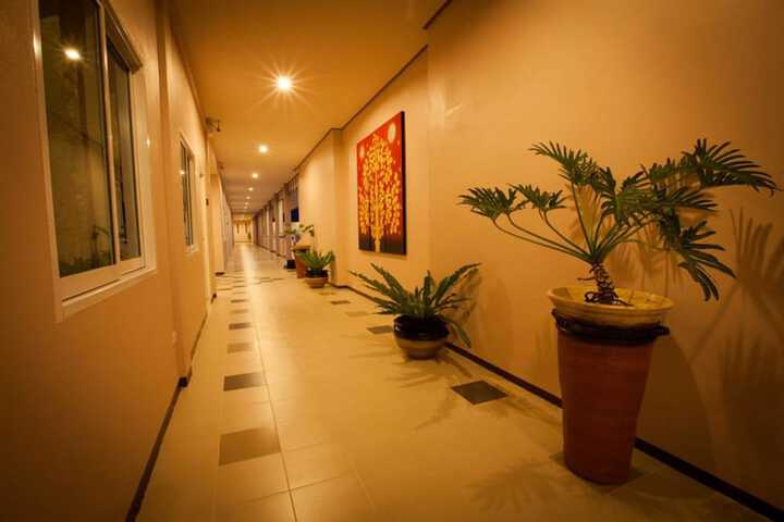 Ballroom/Hall 22 of 42