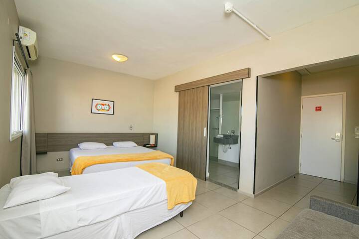 Room 16 of 48