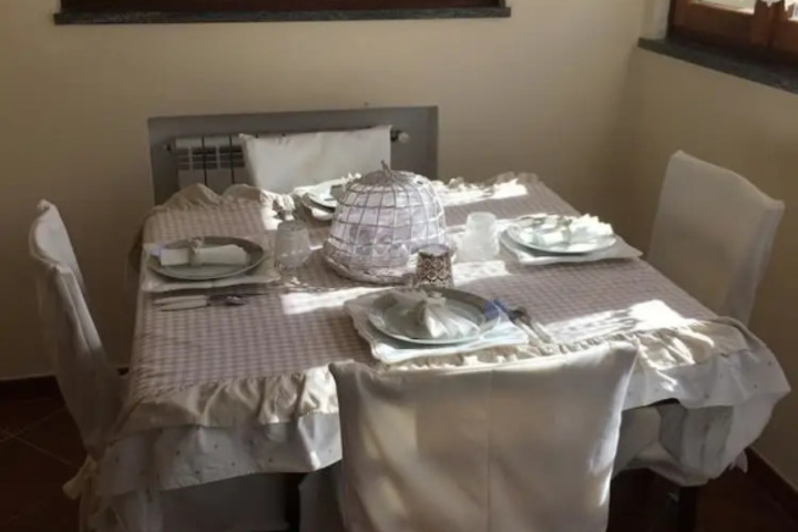 Dining 12 of 12