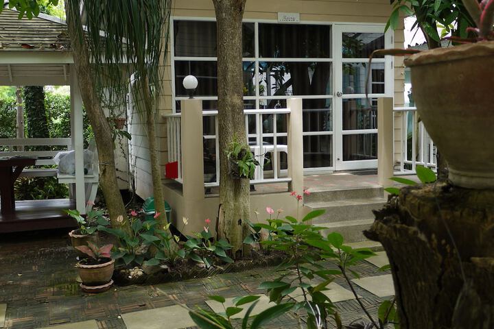 Property Grounds 33 of 41