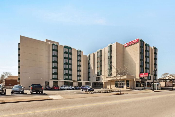 Hotel 47 of 48