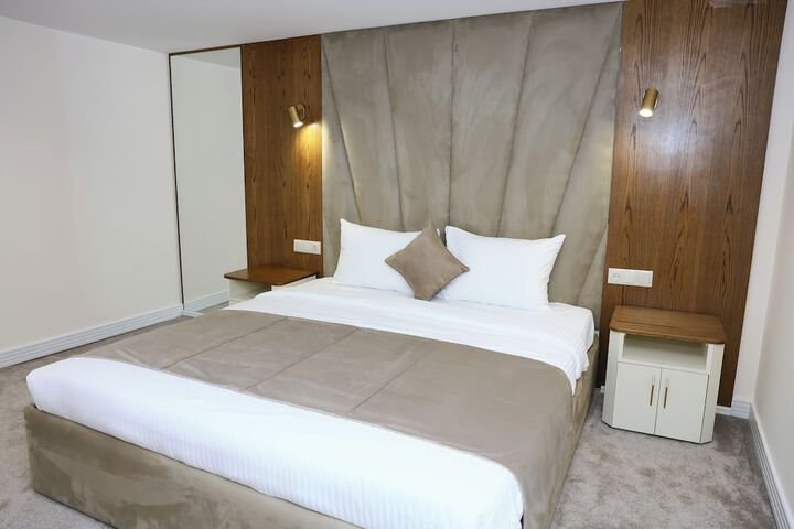 Room 45 of 133