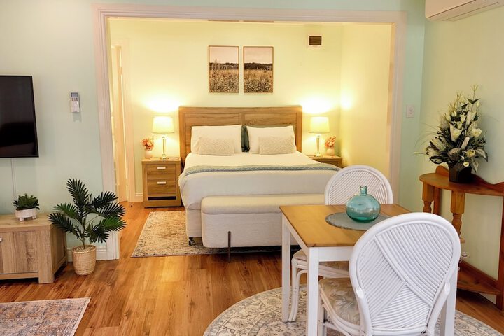 Room 2 of 12