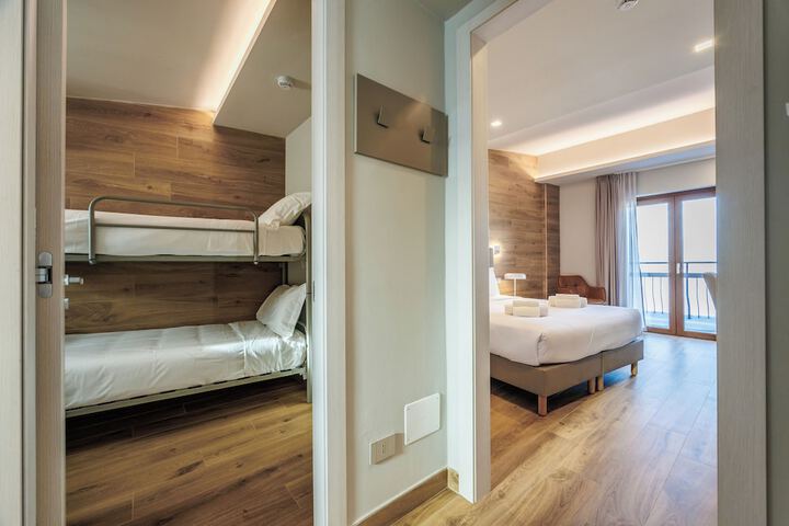 Room 18 of 72