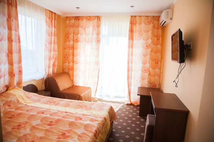 Room 9 of 22