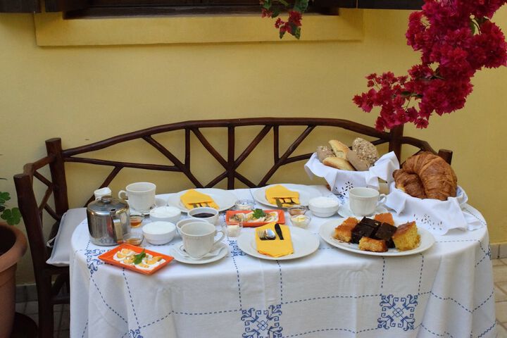 Breakfast/Coffee Service 45 of 61