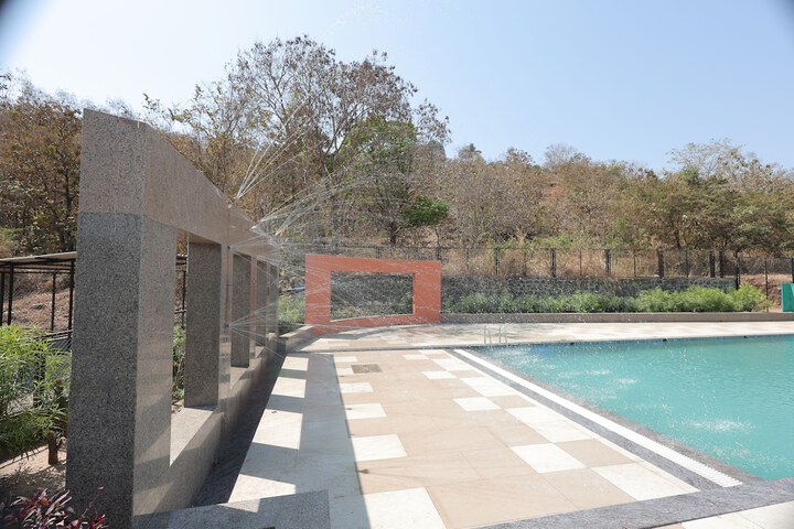Pool 34 of 77