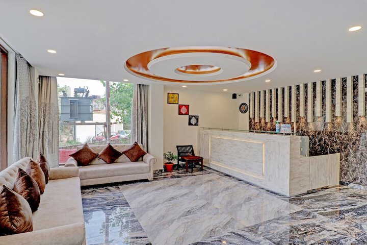 Hotel Interior 10 of 73