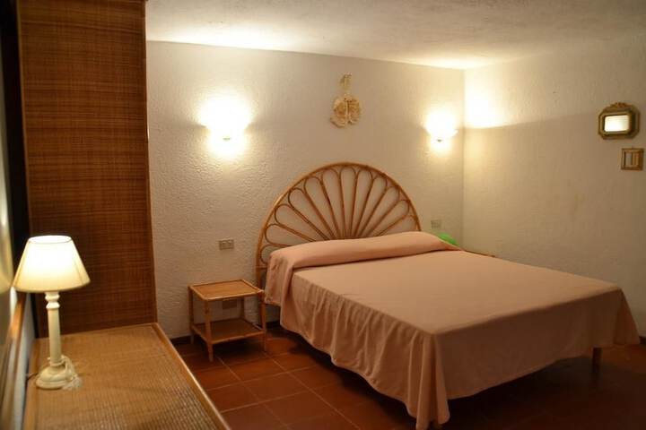 Room 7 of 26