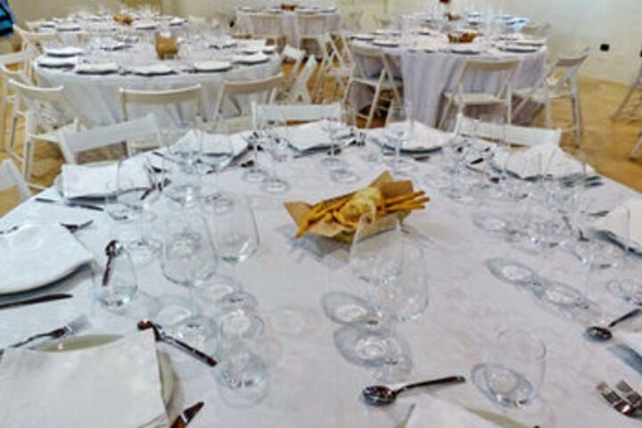 Dining 33 of 38