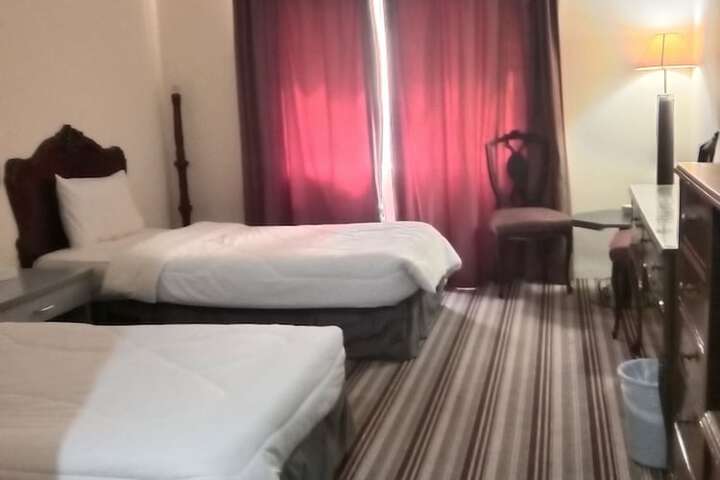 Room 15 of 67