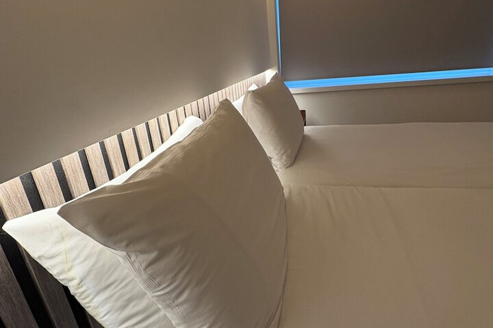 Room 18 of 52
