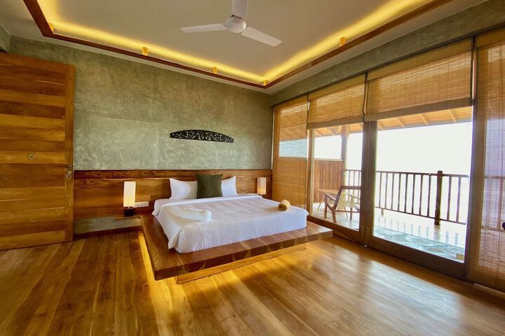 Room 7 of 91