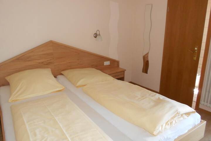Room 9 of 44