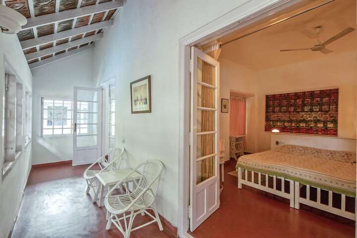 Room 17 of 24