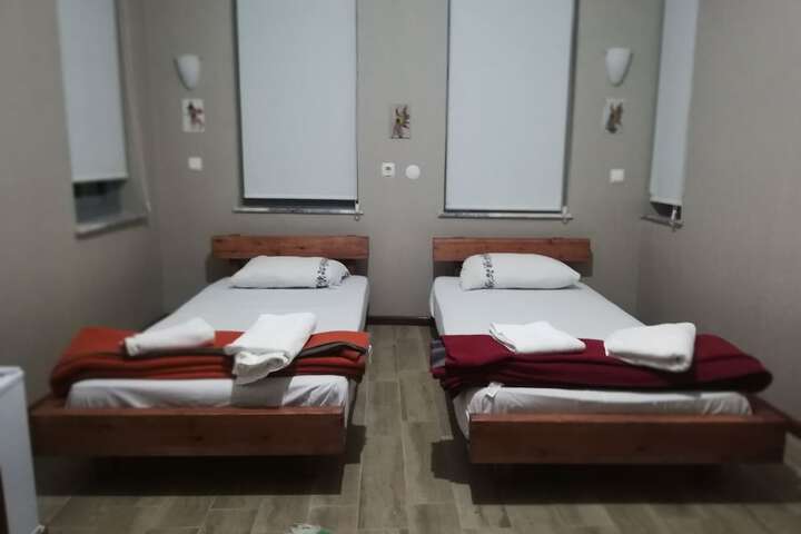 Room 3 of 14