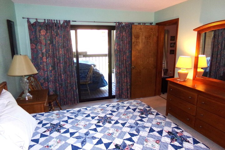 Room 5 of 36